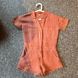YFB Women's Rust Shorts Jumpsuit/Romper size XS, Linen and Rayon